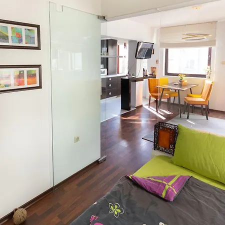 Epicenter By Rv Apartment