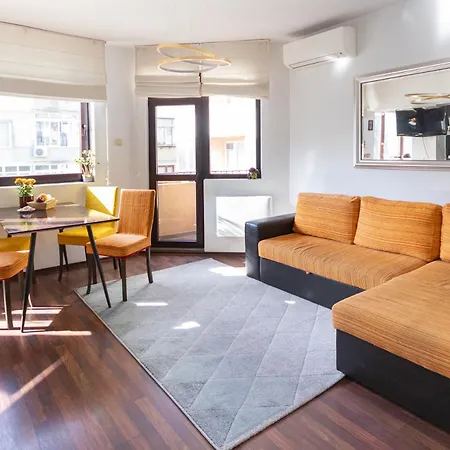 Epicenter By Rv Apartment Varna