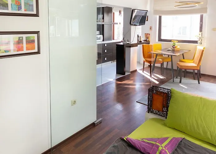 Epicenter By Rv Apartment